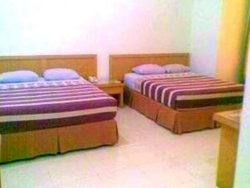 Hotel Sulawesi Gorontalo Surabaya Ngoại thất bức ảnh
